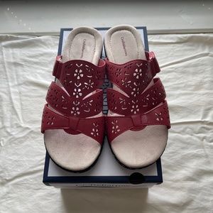 Croft and Barrow red sandals